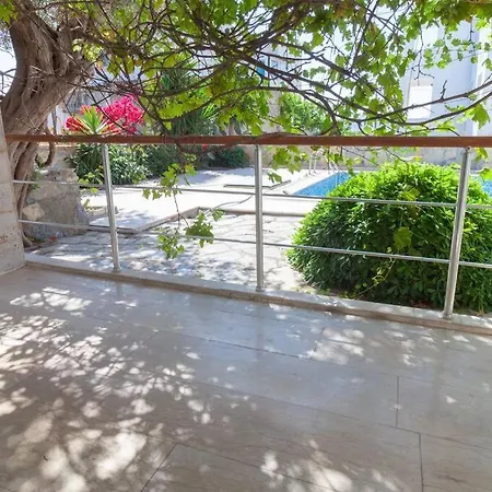 Merkez'de Huzurlu Ve Sakin Tatil Evi Prázdninový dům Bodrum